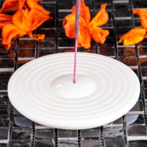 White Circle - Røkelsesholder White Circle - Røkelsesholder