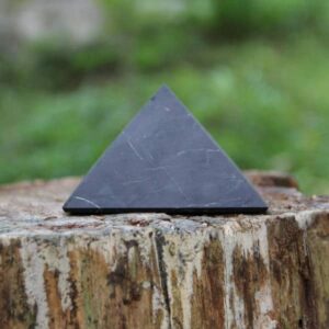 upolertpyramide50