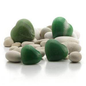 Green quartz heart - 45cm (002)