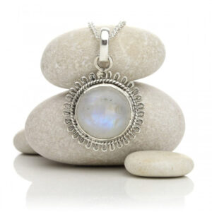 stone-and-silver-pendant-matahari_01